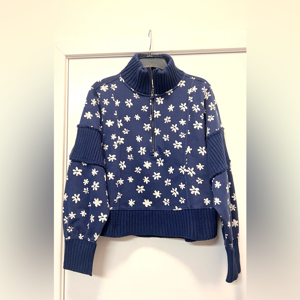 Brand new with tag Anthropologie Indy daily practice half zip sweat shirt size M